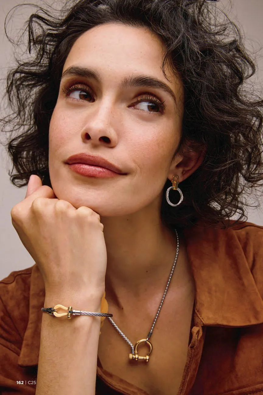 Avon Sales from December 1 to December 31 2025 - flyer page 162