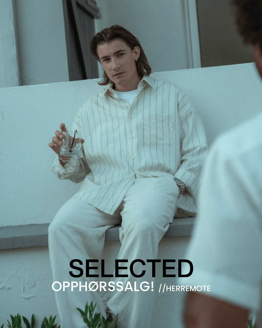 Selected - Mote fra 22. september til 27. september 2023 - kundeavisside 1