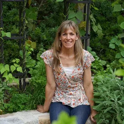 Gardenary logo. Current weekly ad