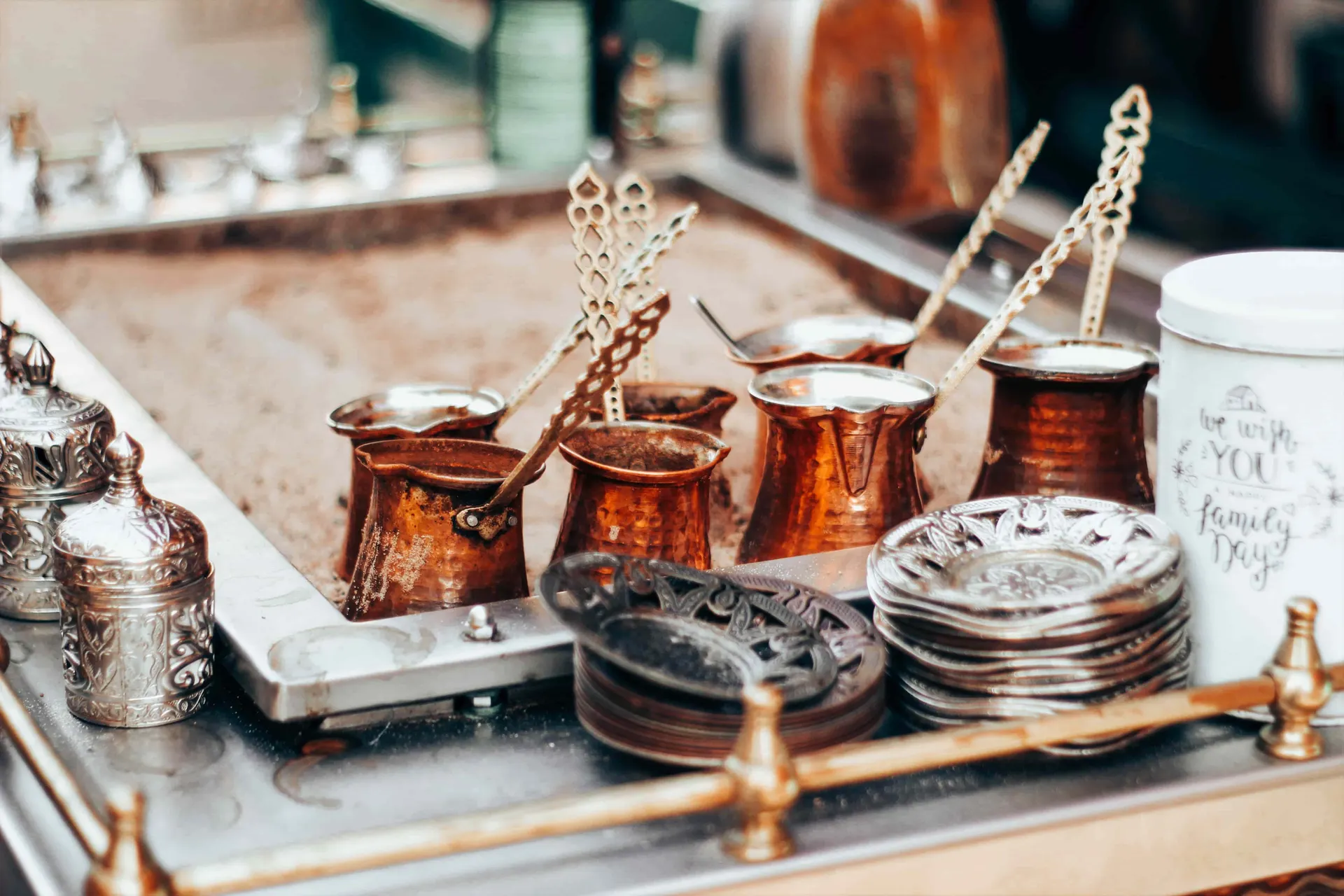 Stilistik dekorasyon için klasik yerel ev eşyalar