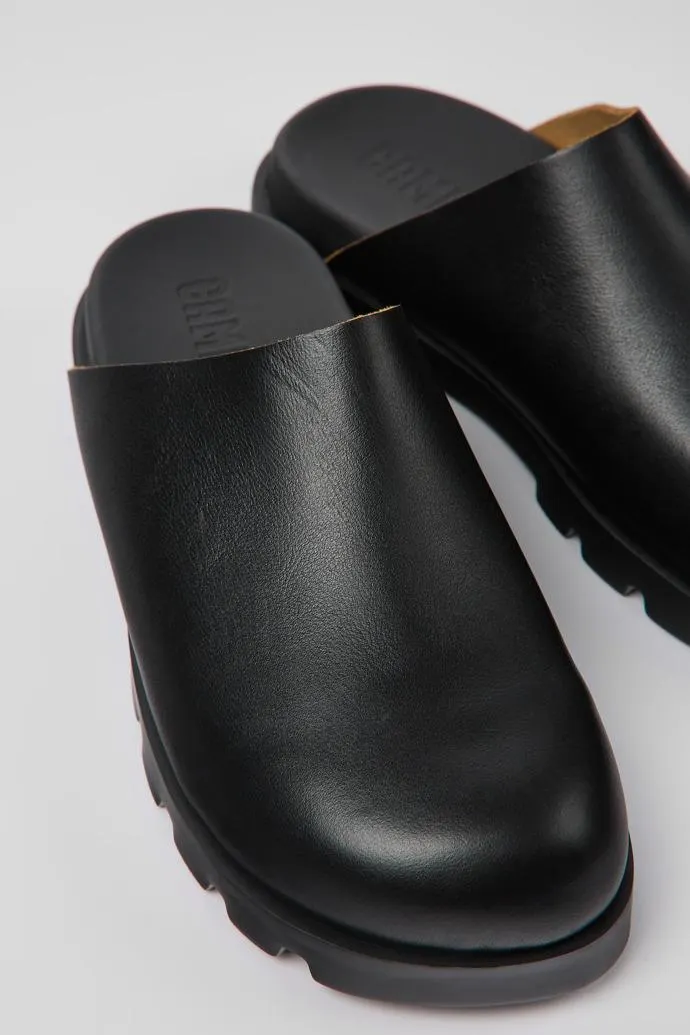 Brutus Sandal Zueco de piel negro para mujer