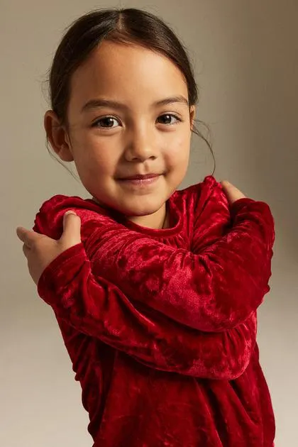 Long-sleeved velour top