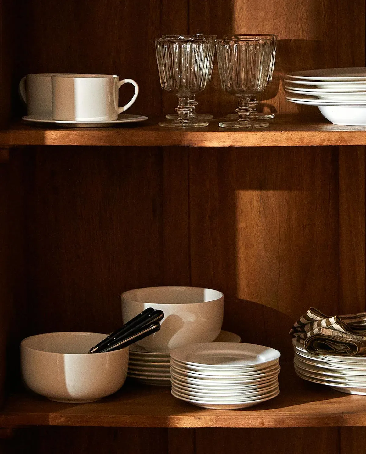 VAJILLA BONE CHINA BRILLO