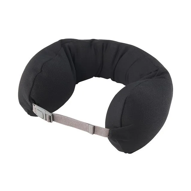 Fitting Neck Cushion Curved, 15.5 x 61 cm