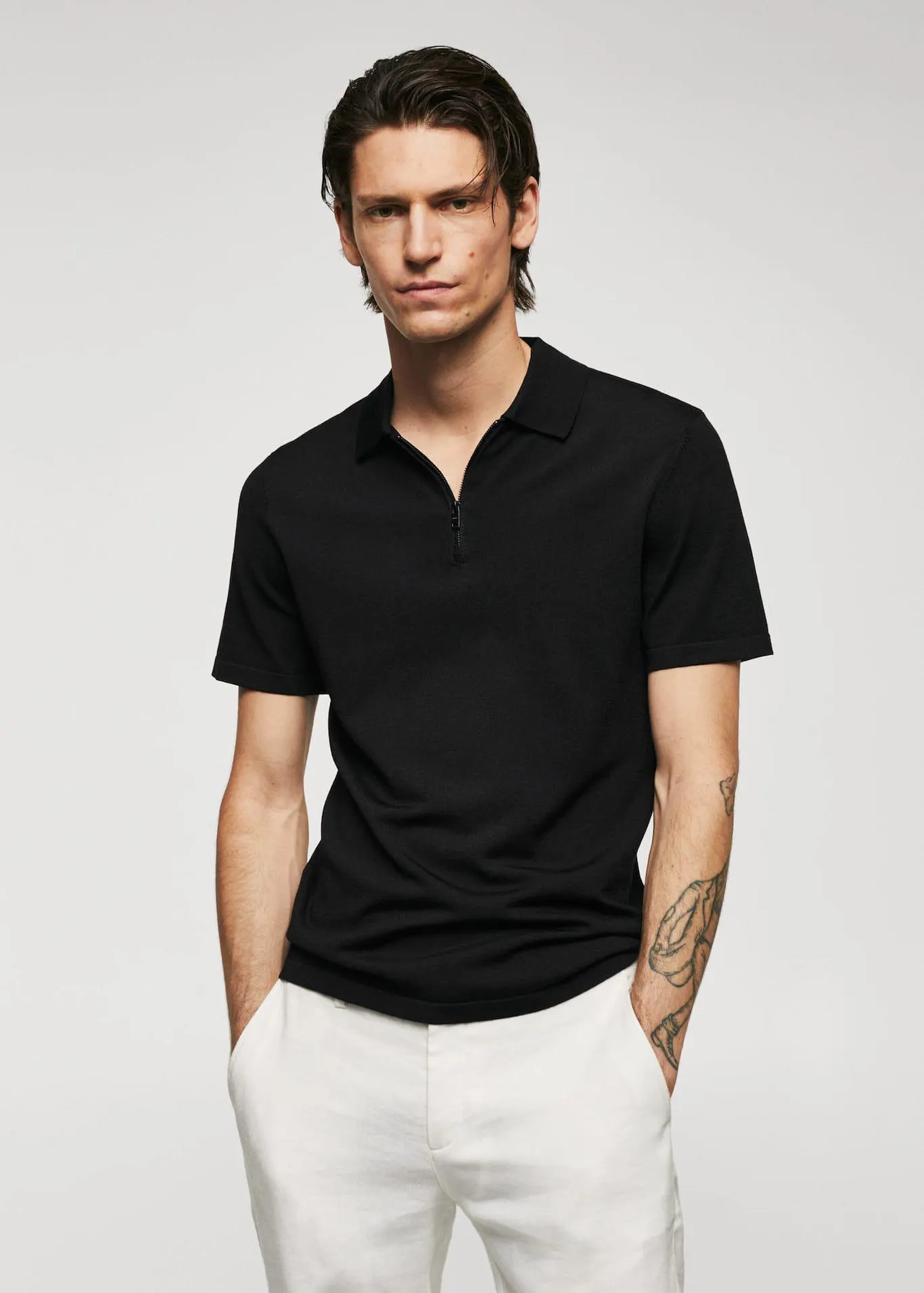 Fine-knit polo shirt with zip