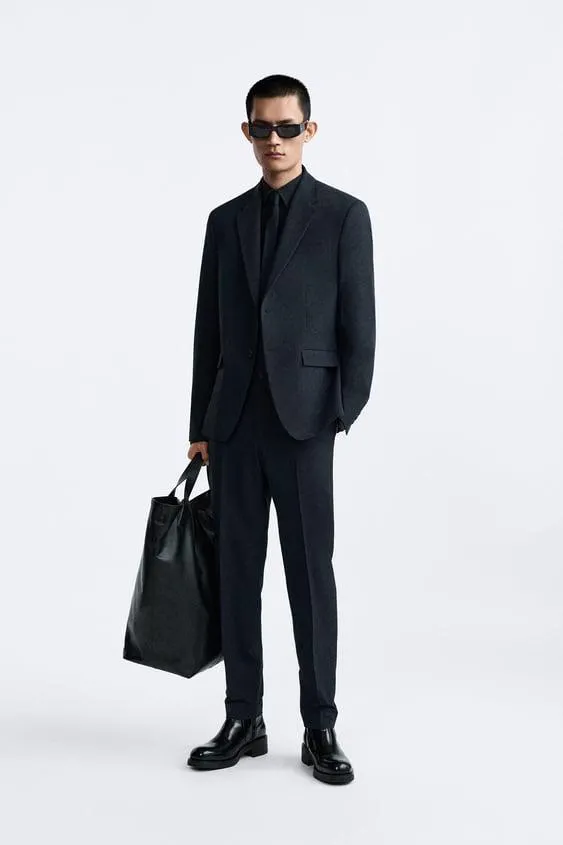 COMFORT SUIT