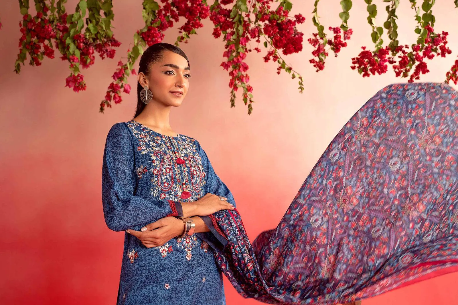 3 Piece - Printed Embroidered Suit - 42401117