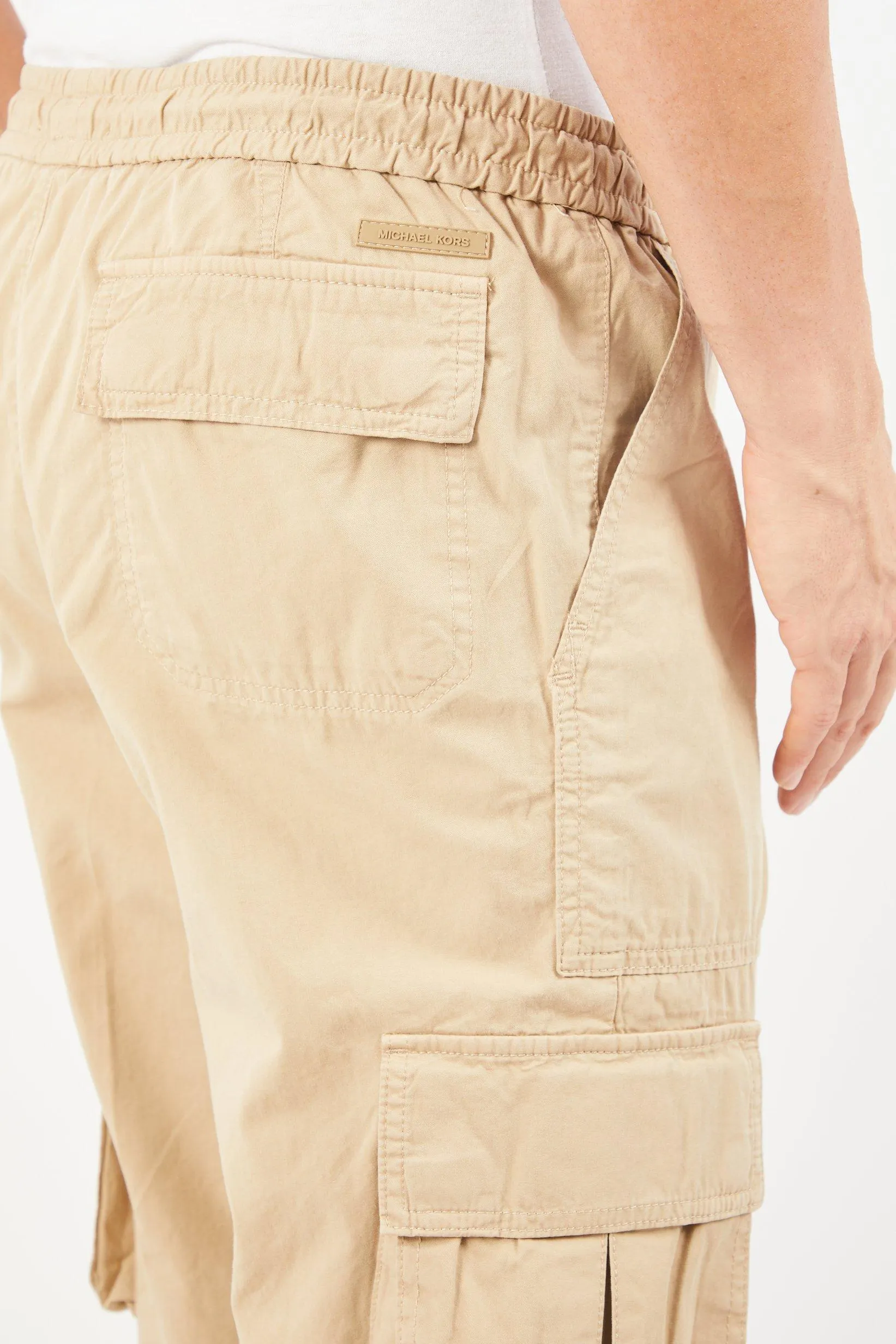 Men Regular Fit Solid Cargo Pants, Tan