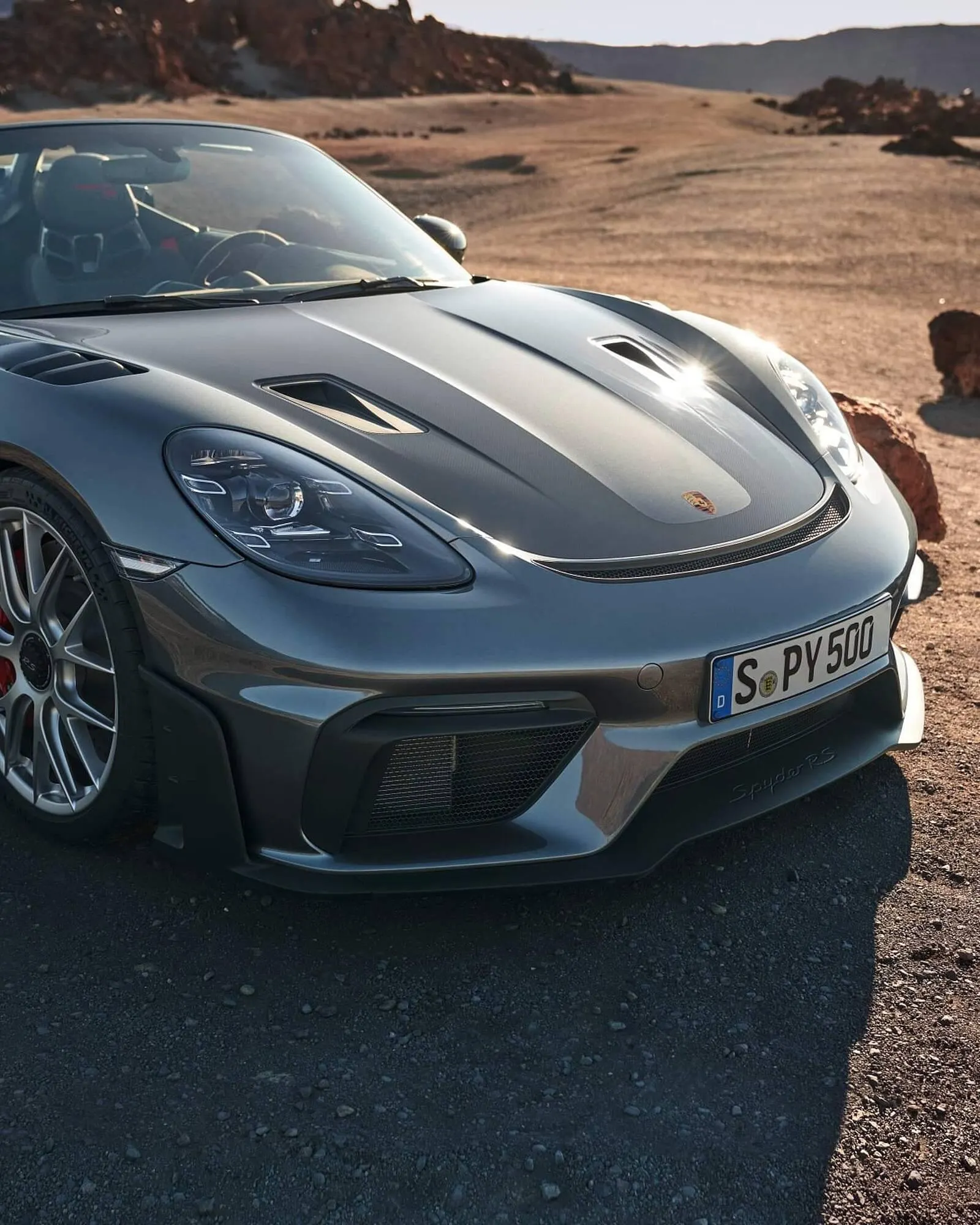 Porsche catalogue from 6 June to 6 June 2024 - Offers page 3