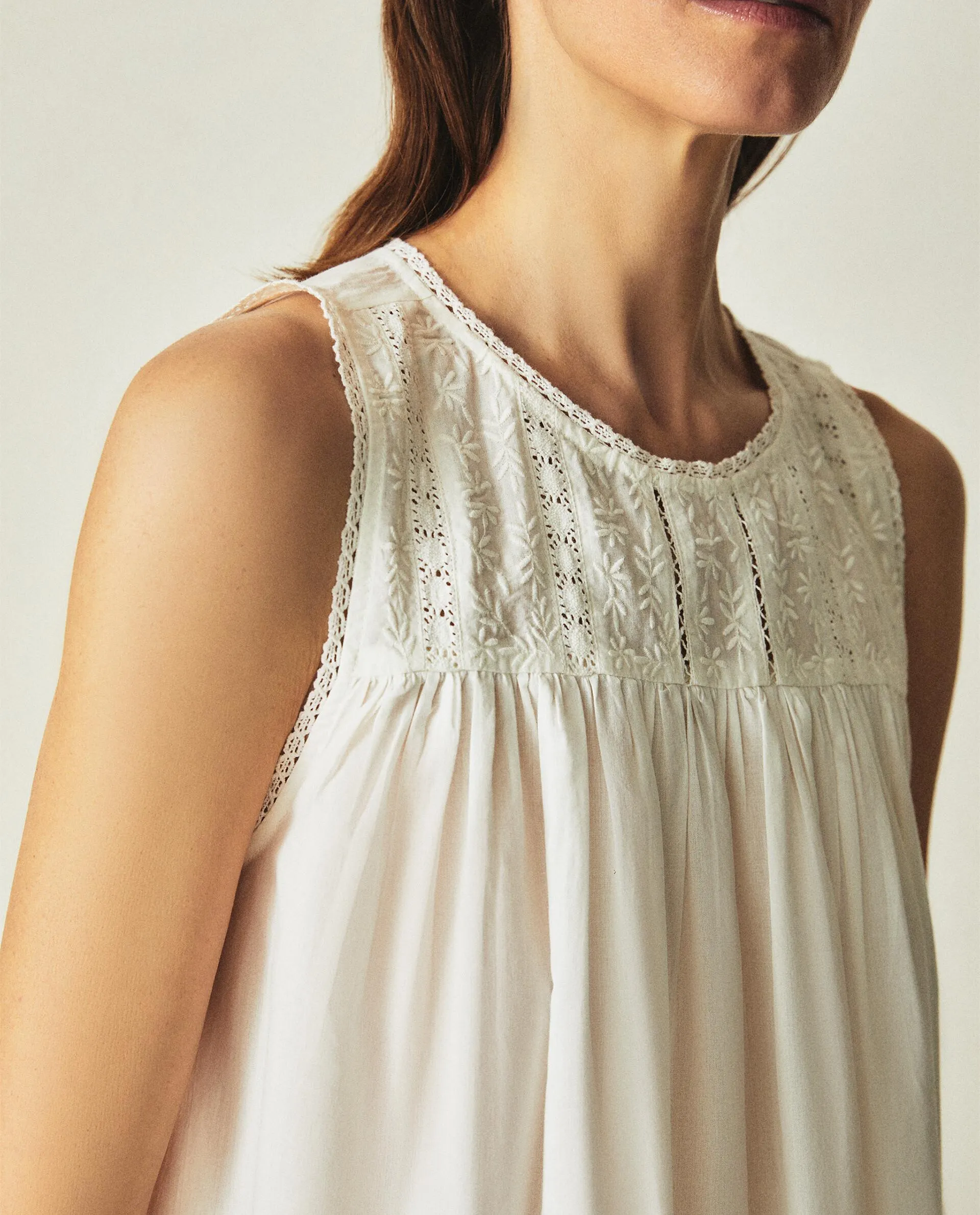 CAMISÓN BORDADOS