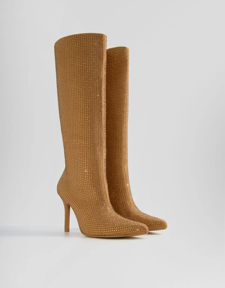 High-heel boots with rhinestones