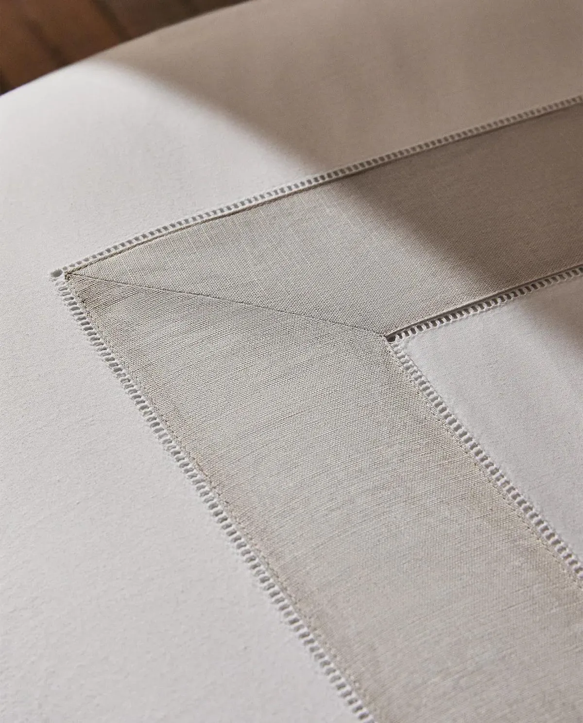 DUVET COVER WITH LINEN BORDER