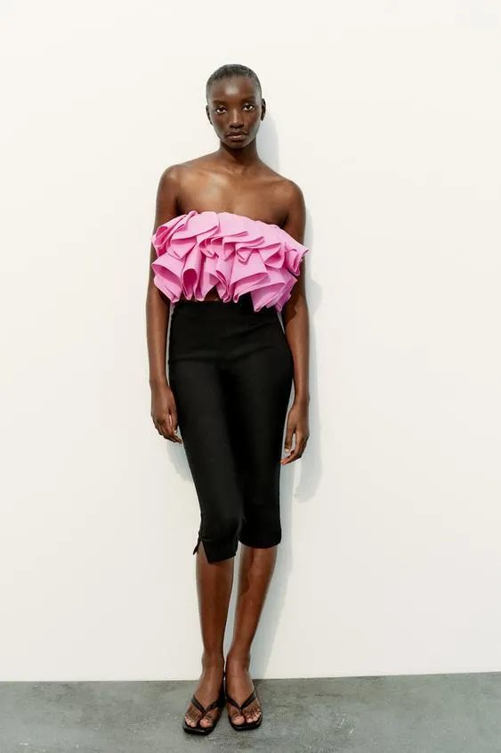 RUFFLED BANDEAU TOP
