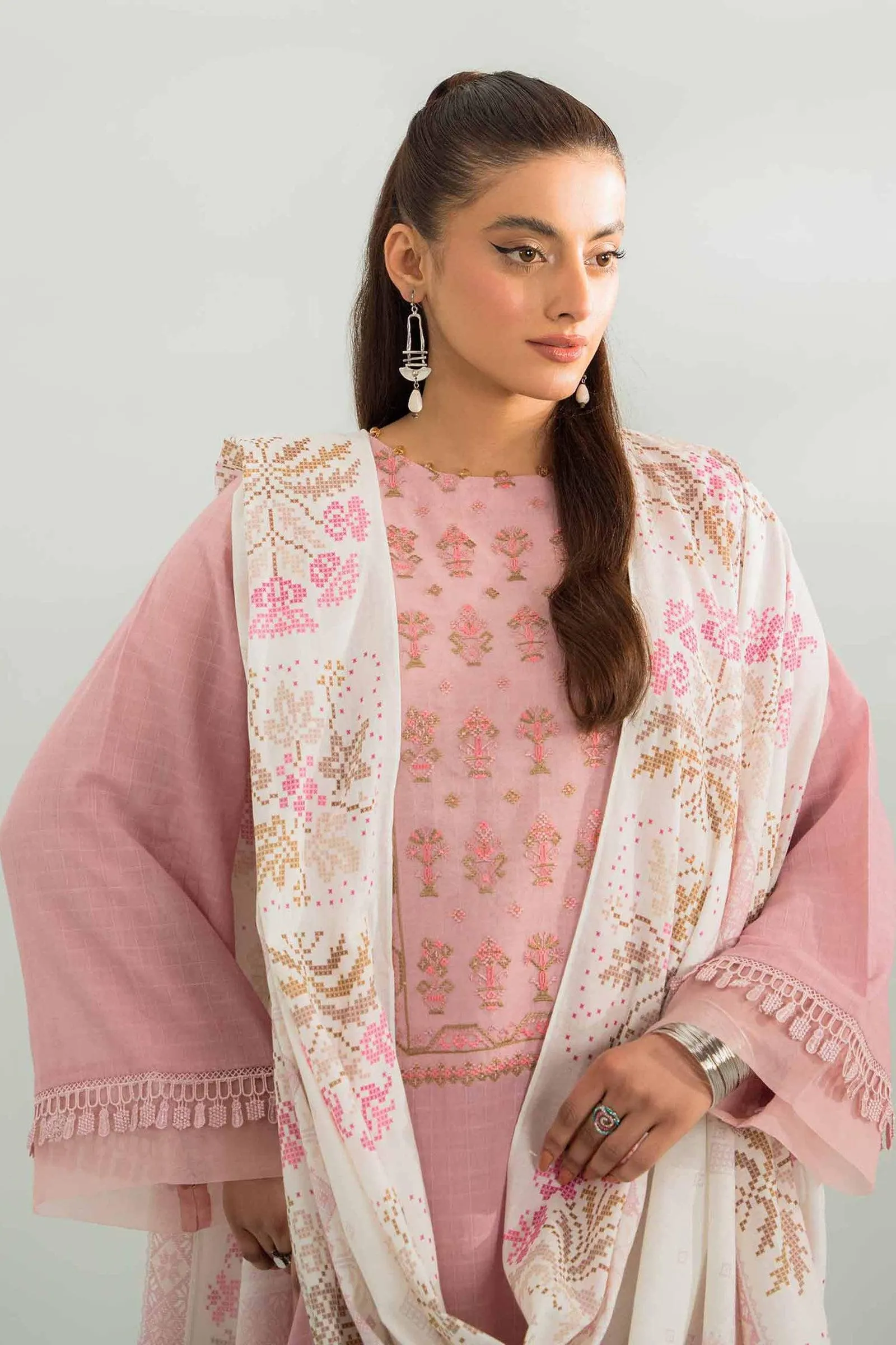 3 Piece - Embroidered Suit - 42401453