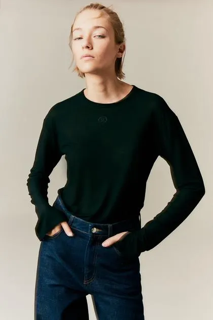 Textured viscose-blend top