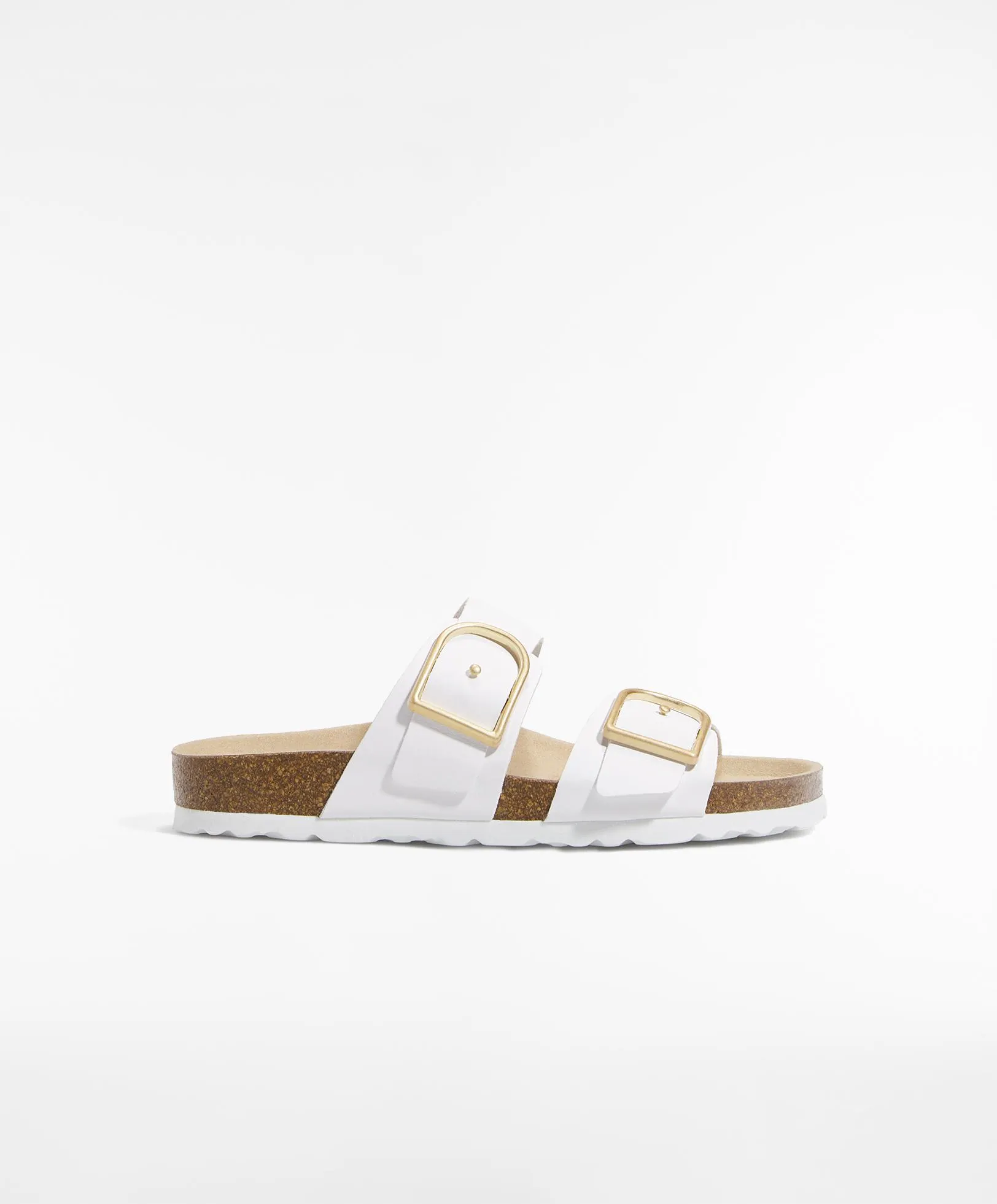 Buckle sandals