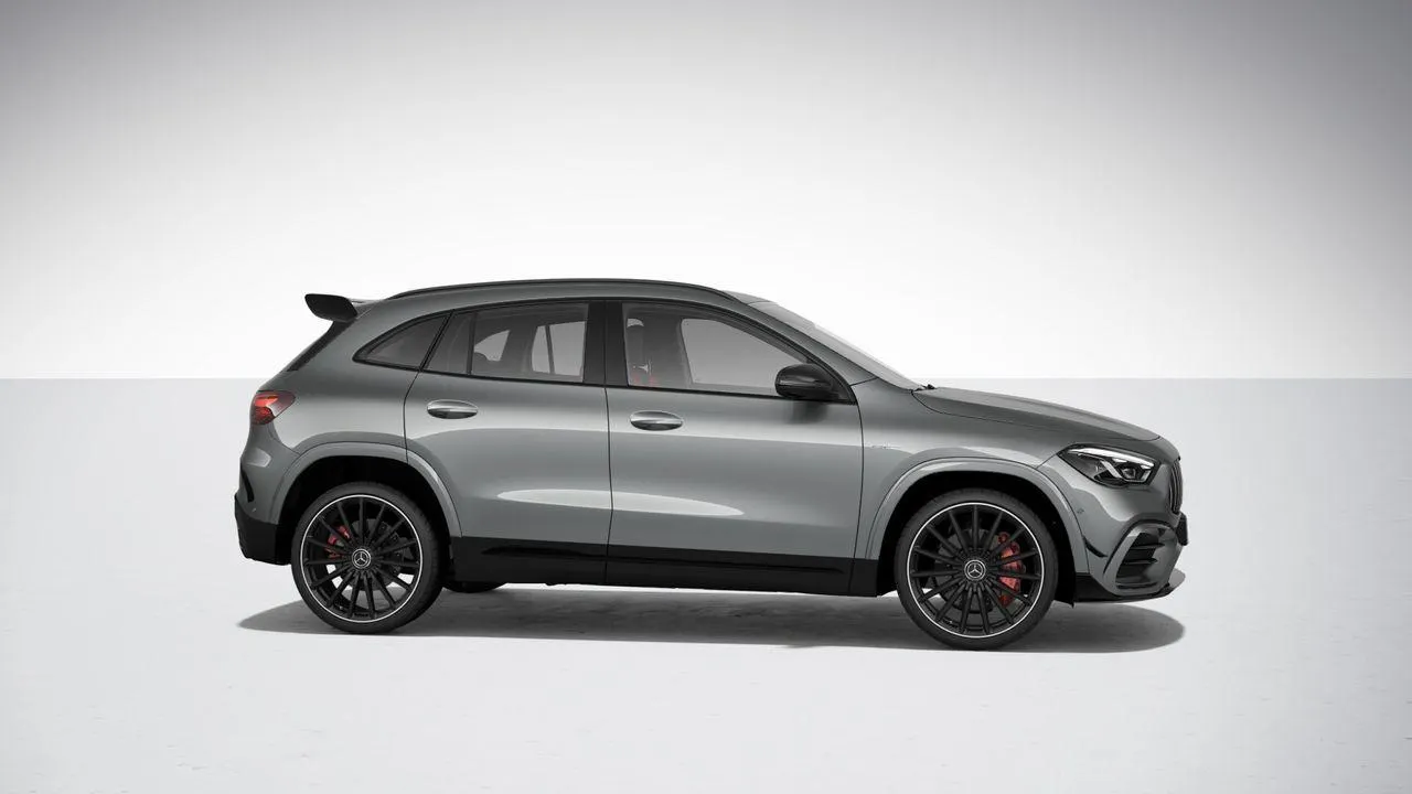 Mercedes-AMG GLA 35 4MATIC