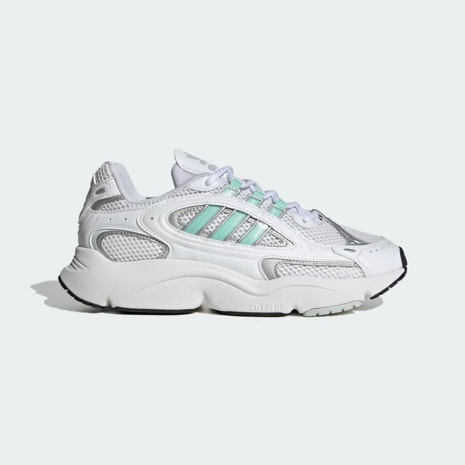 Cloud White / Clear Mint / Halo Blue