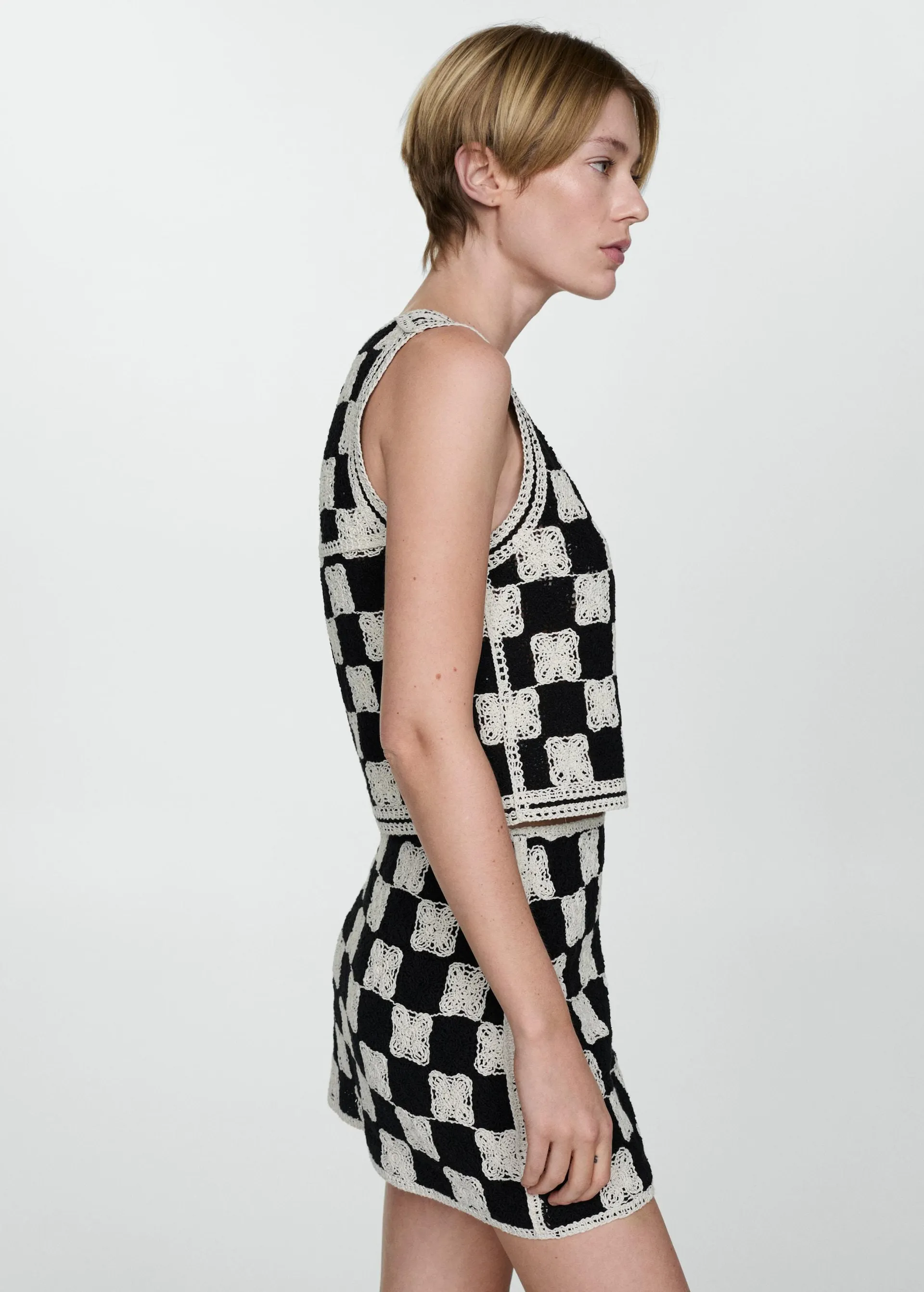 Chaleco crochet combinado