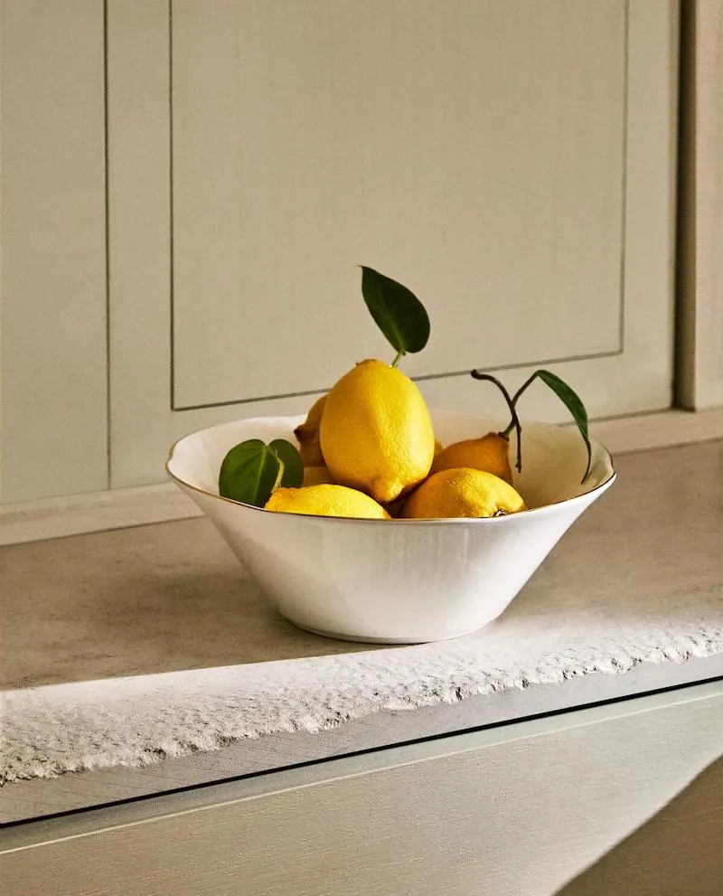 BONE CHINA SALAD BOWL WITH RIM