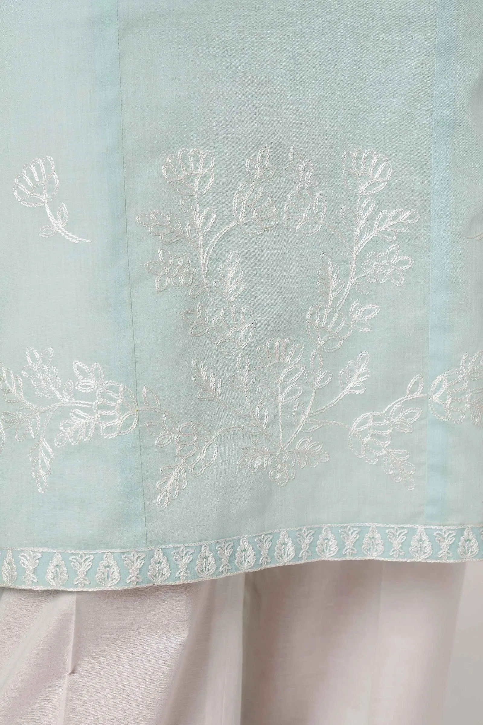 2 Piece - Embroidered Suit - PE24-41