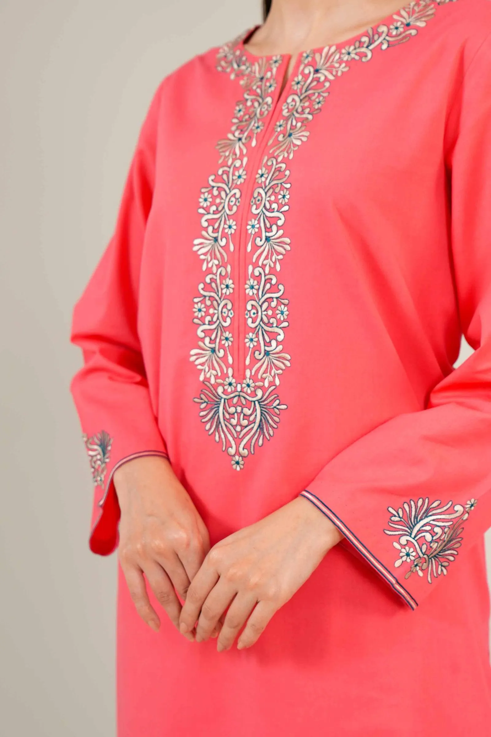 2 Piece - Embroidered Suit - PE24-89