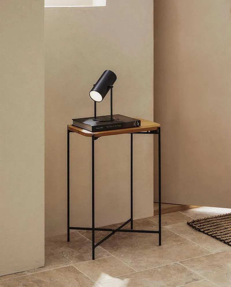 OAK SIDE TABLE