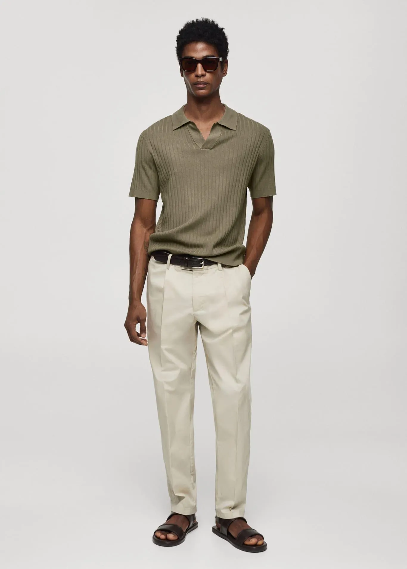 Short-sleeved ribbed knit polo shirt