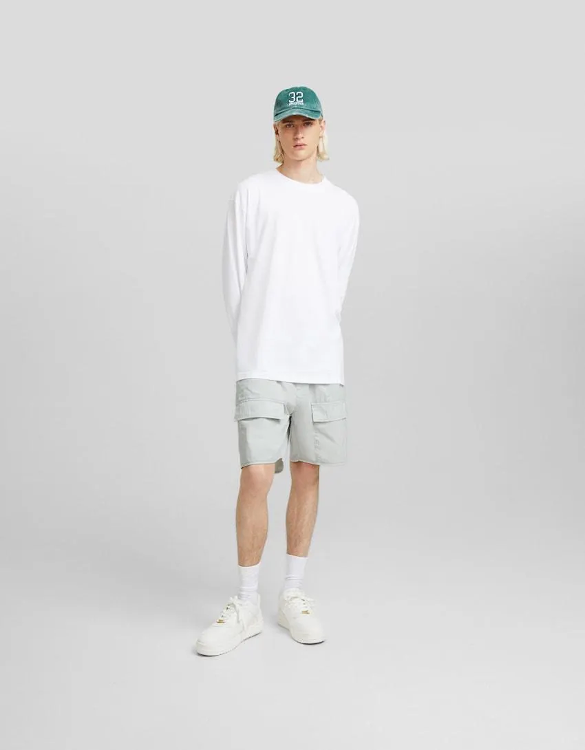 Bermudy jogger s kapsami