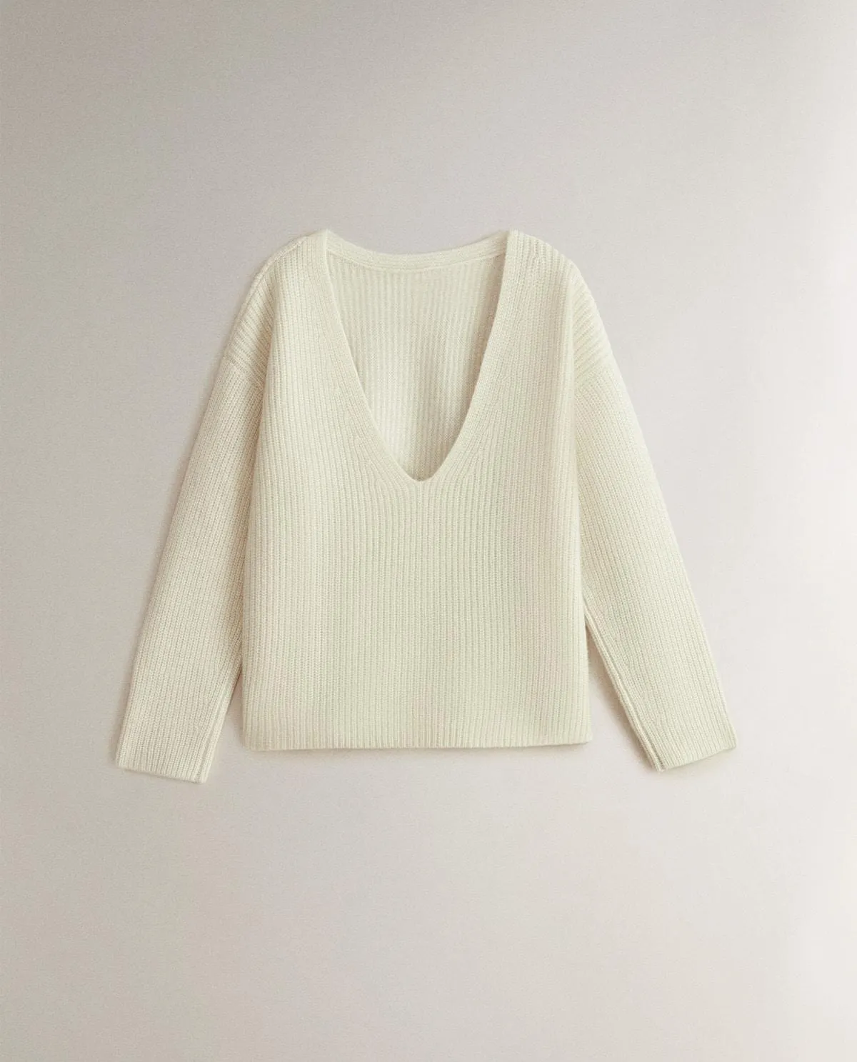 CASHMERE SWEATER