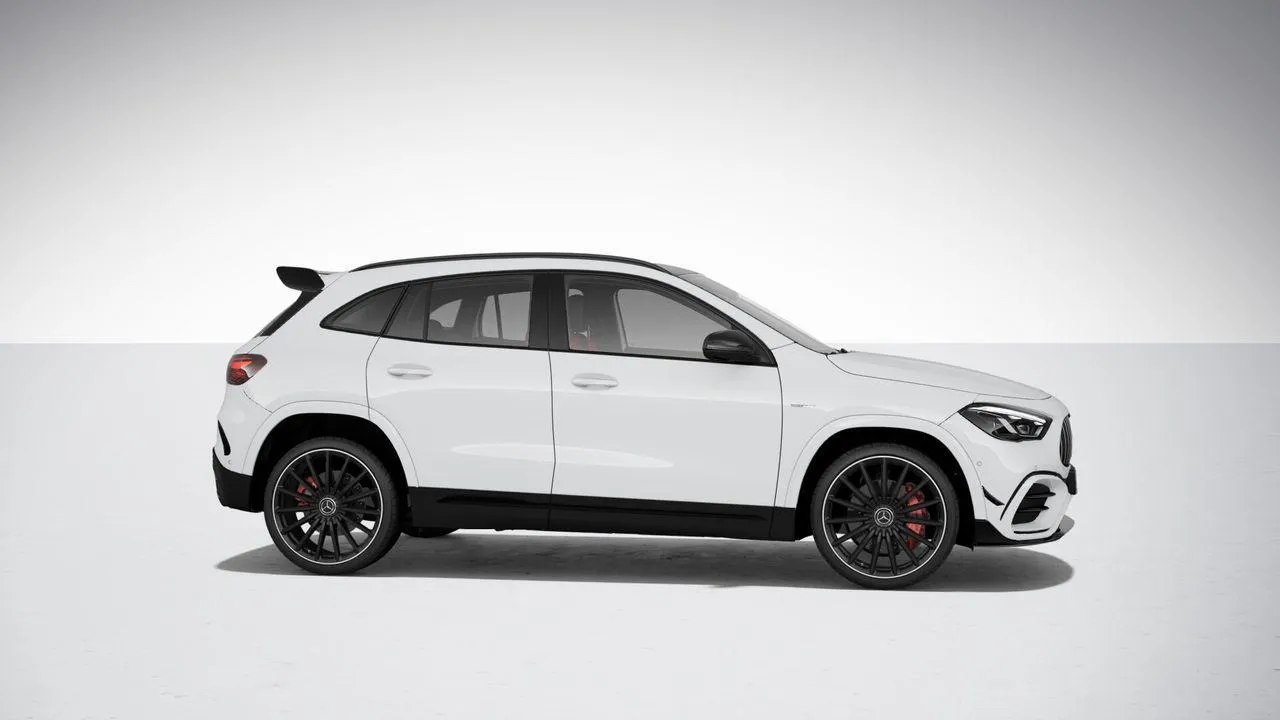 Mercedes-AMG GLA 35 4MATIC