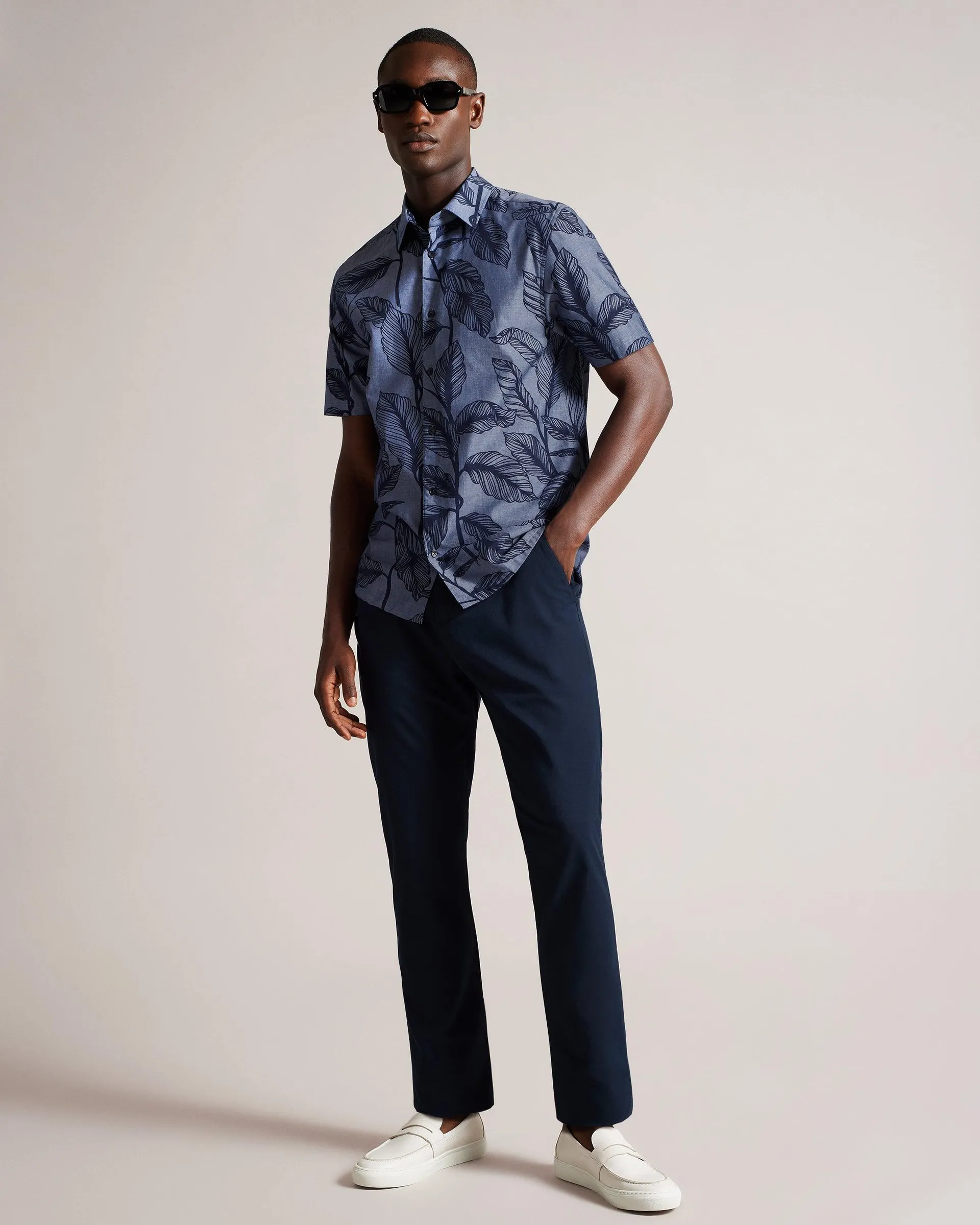 Short Sleeve Leaf Print Shirt