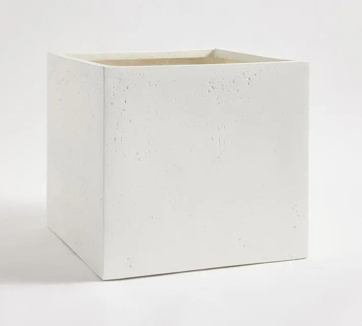 Mission Square Planters