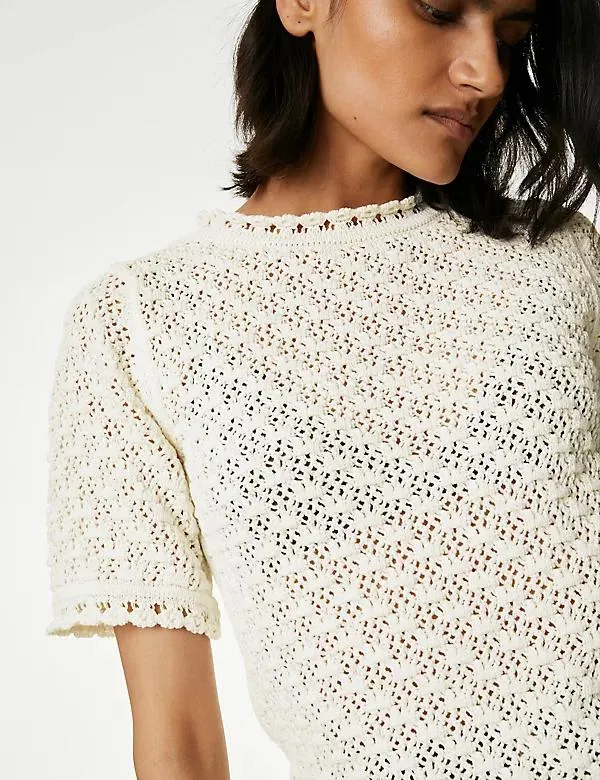 Cotton Blend Textured Crew Neck Knitted Top