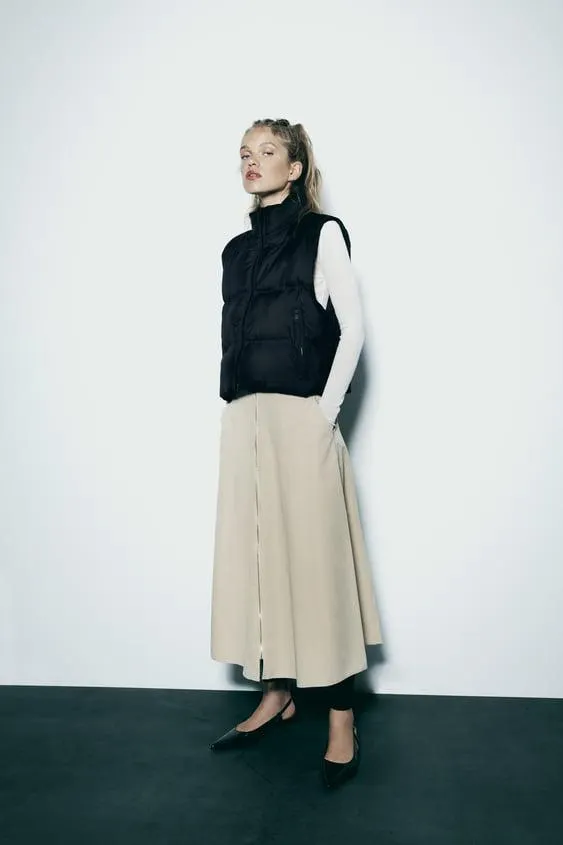 WATER AND WIND PROTECTION CROPPED PUFFER GILET