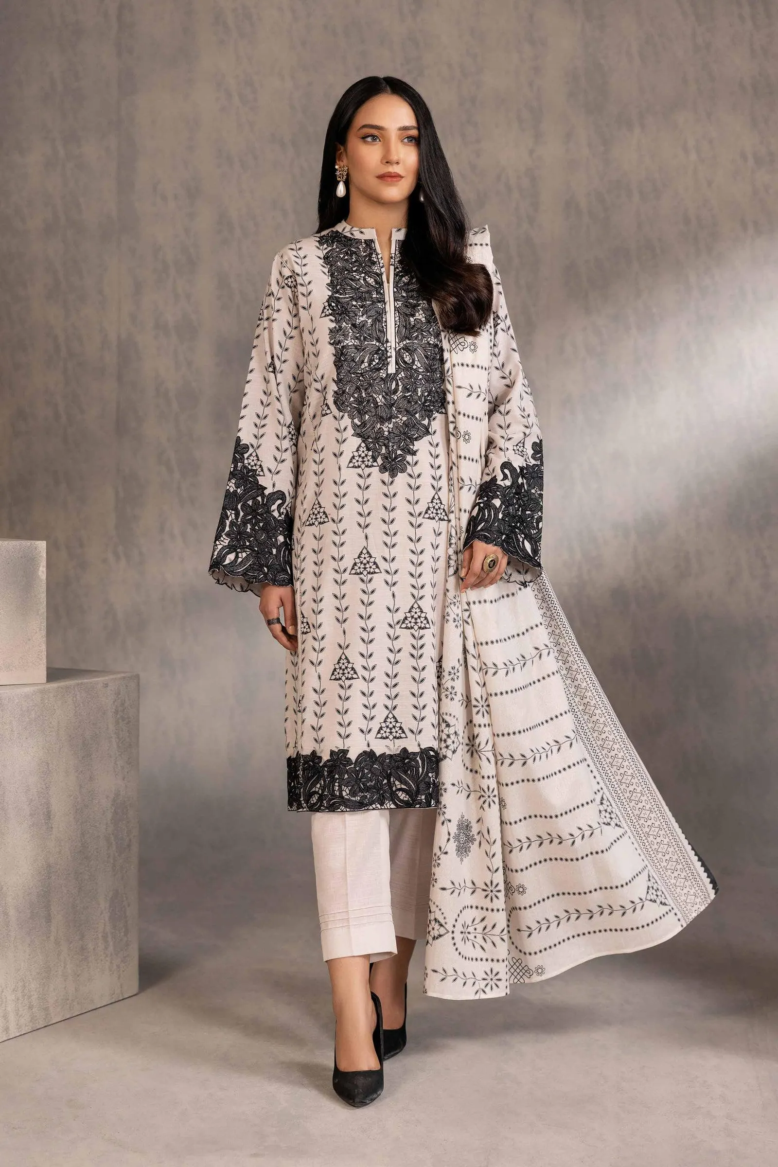 3 Piece - Printed Embroidered Suit - 42303215