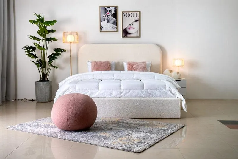 Riza Bed