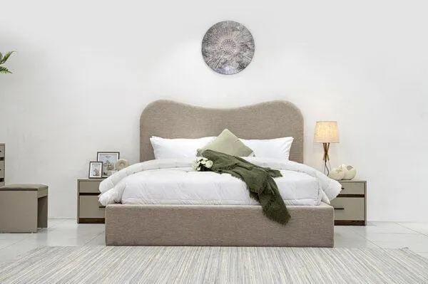 Camila Bed
