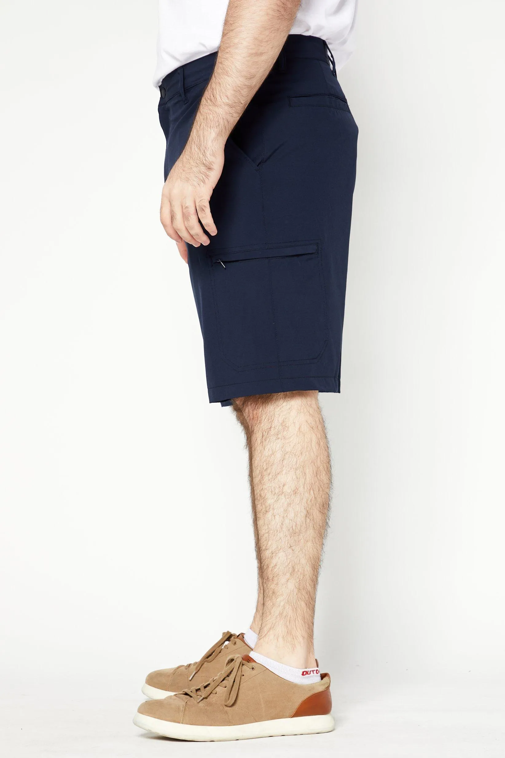 Men Sportswear Fit Plain 9 Inseam Training Shorts, Navy