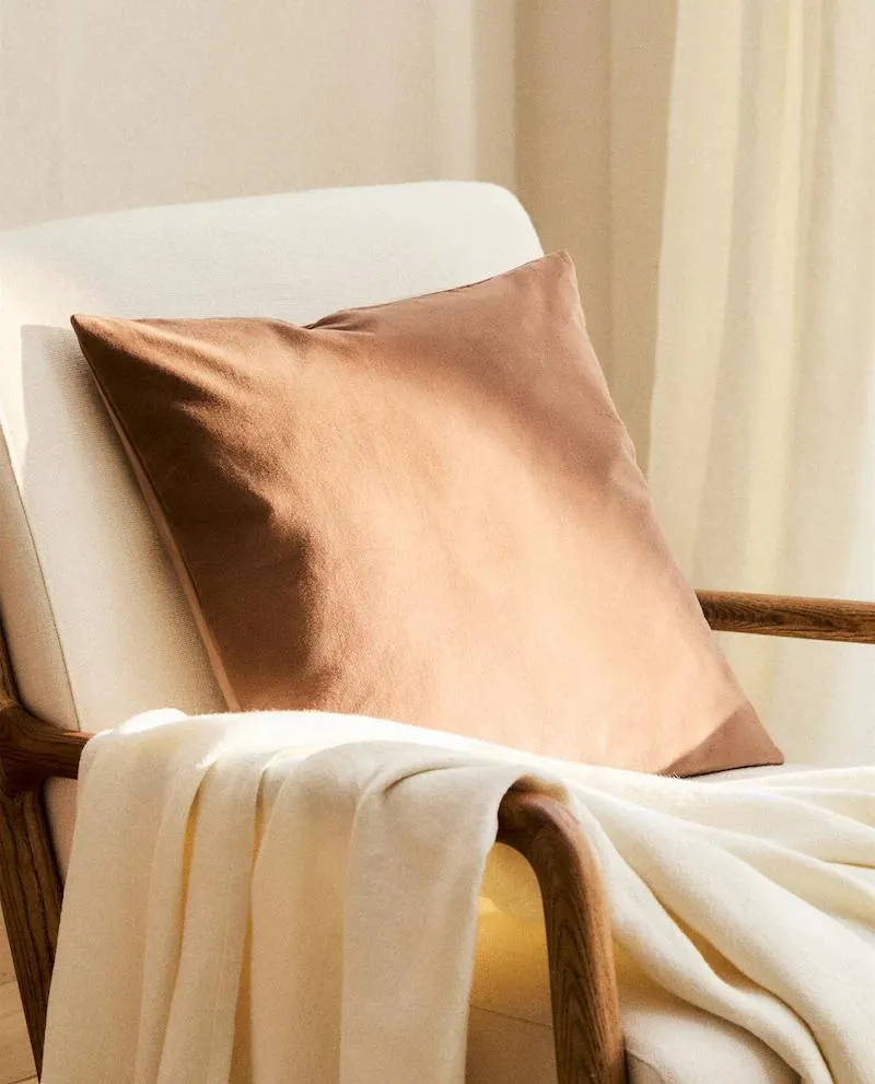 VELVET CUSHION COVER