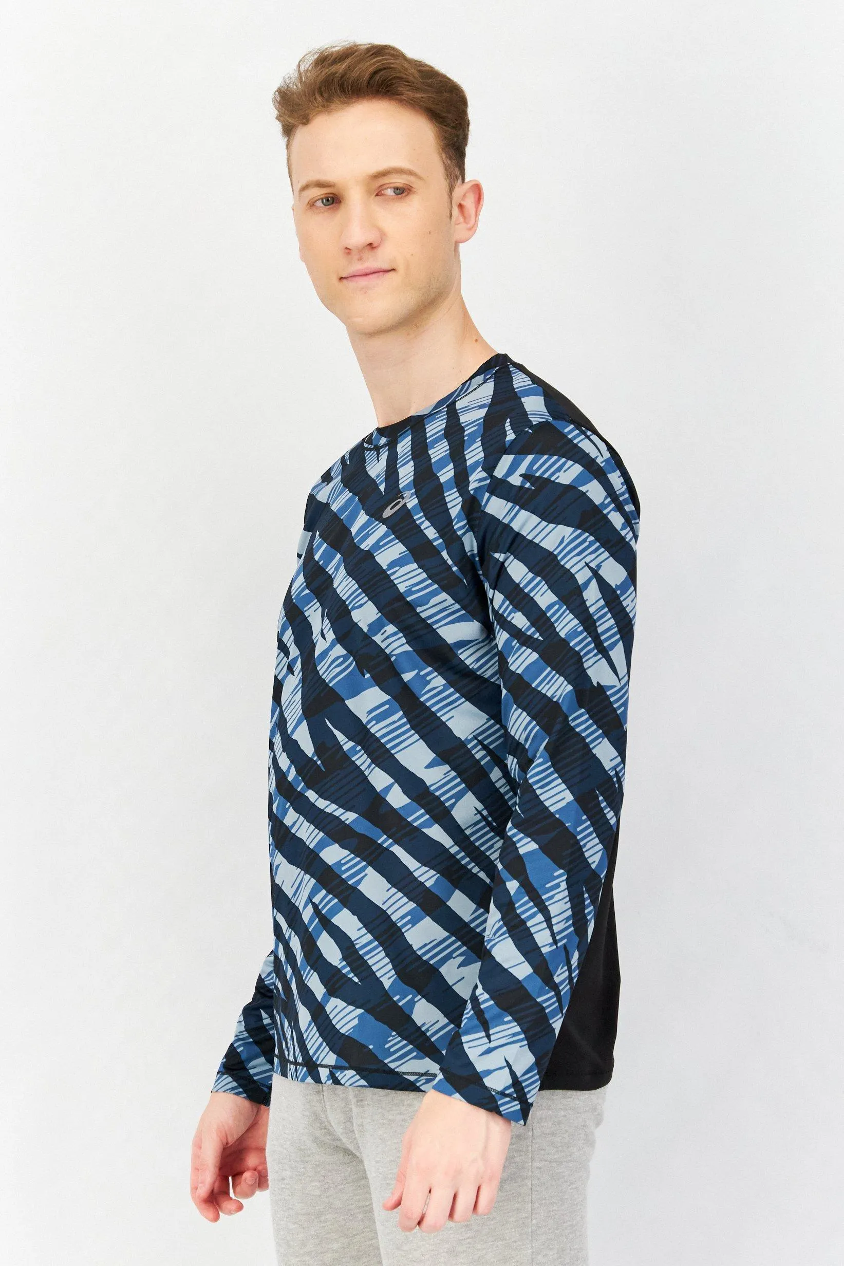 Men Regular Fit Long Sleeve Training Jersey, Blue Combo