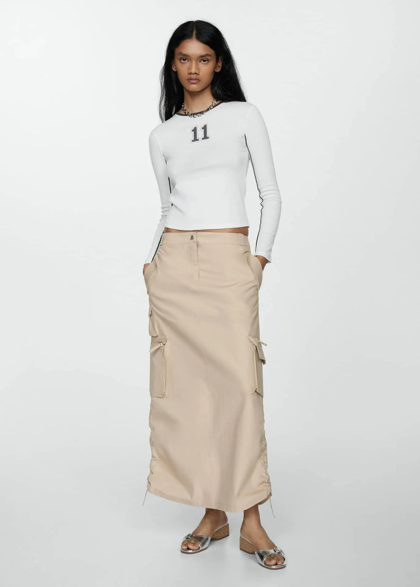 Parachute skirt with cargo pockets