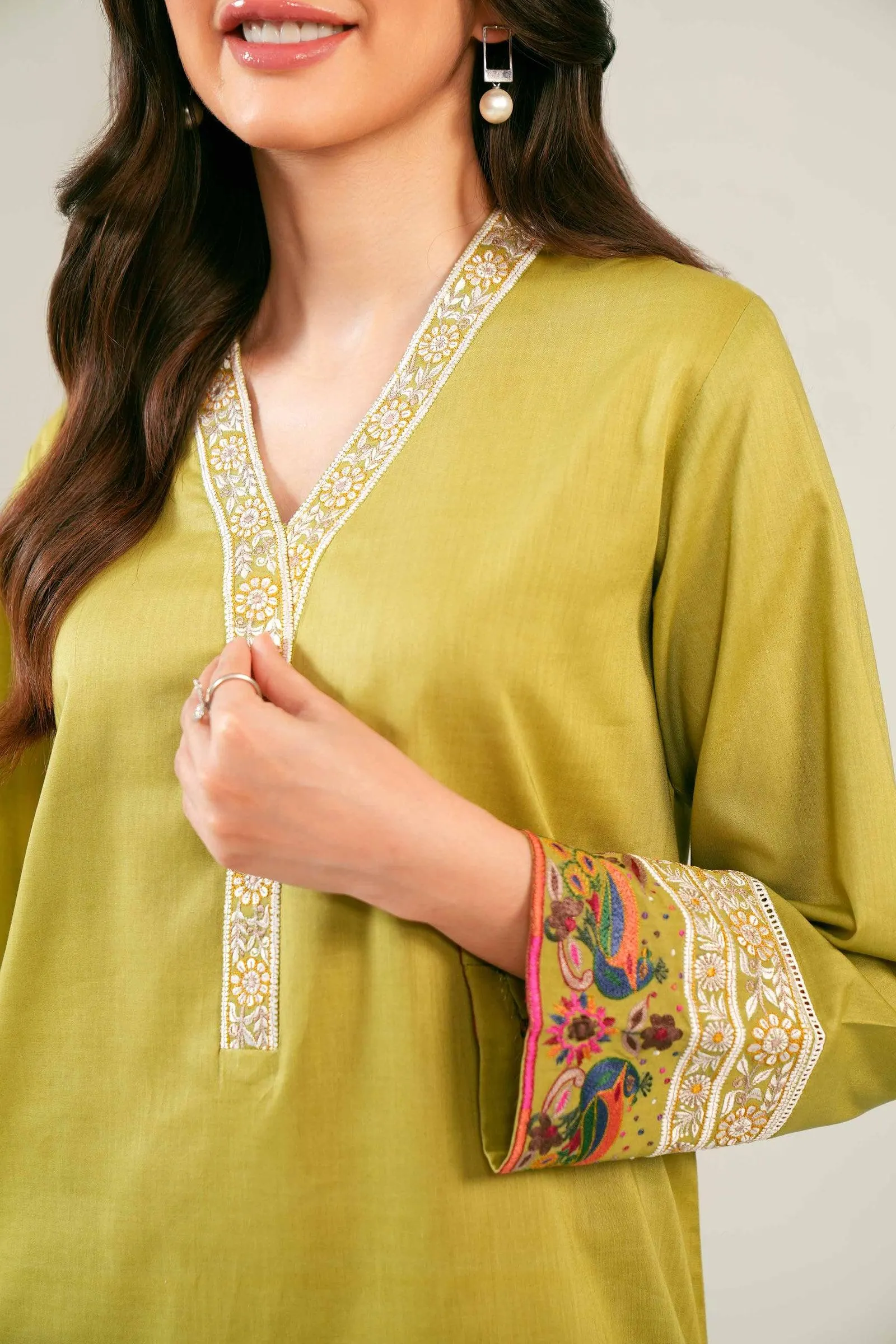 2 Piece - Embroidered Suit - PE24-85