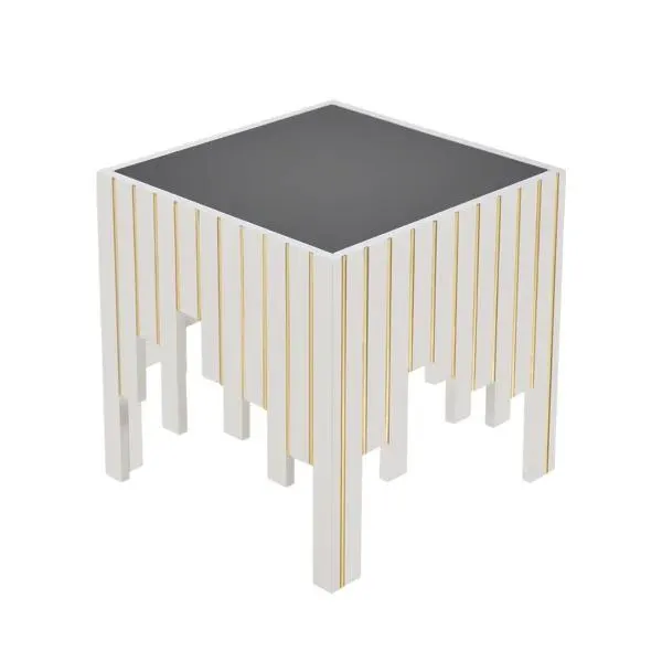 Giyanti End Table