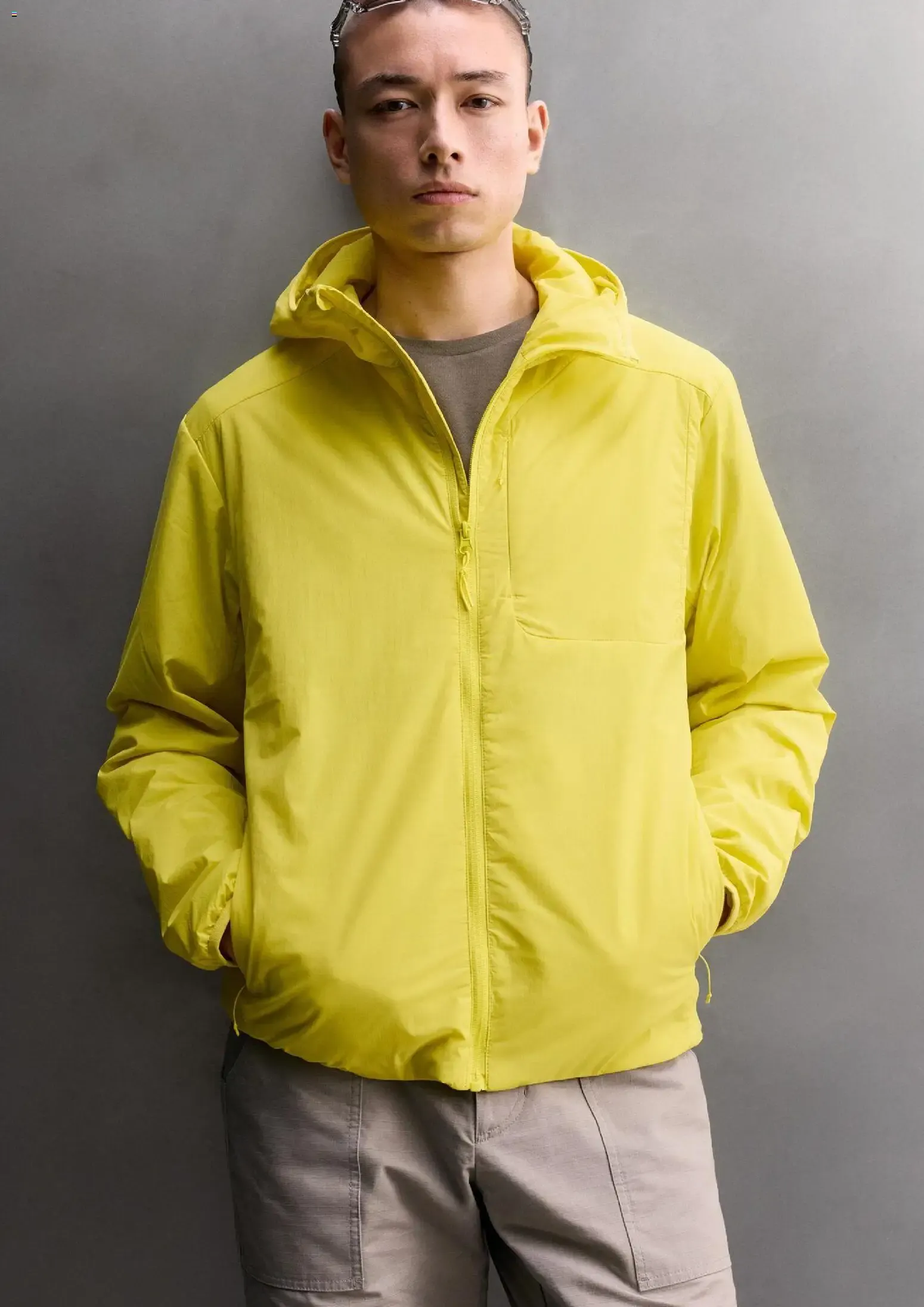Folheto Zara New In Men » de 01/08/2026 - 31/08/2026 de 1 de agosto até 31 de agosto 2026 - Pagina 2