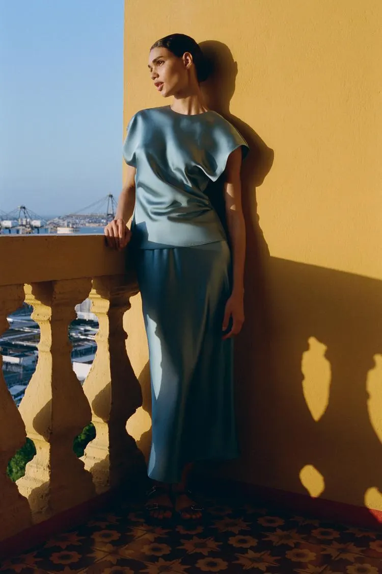 TOP SATINADO DRAPEADO