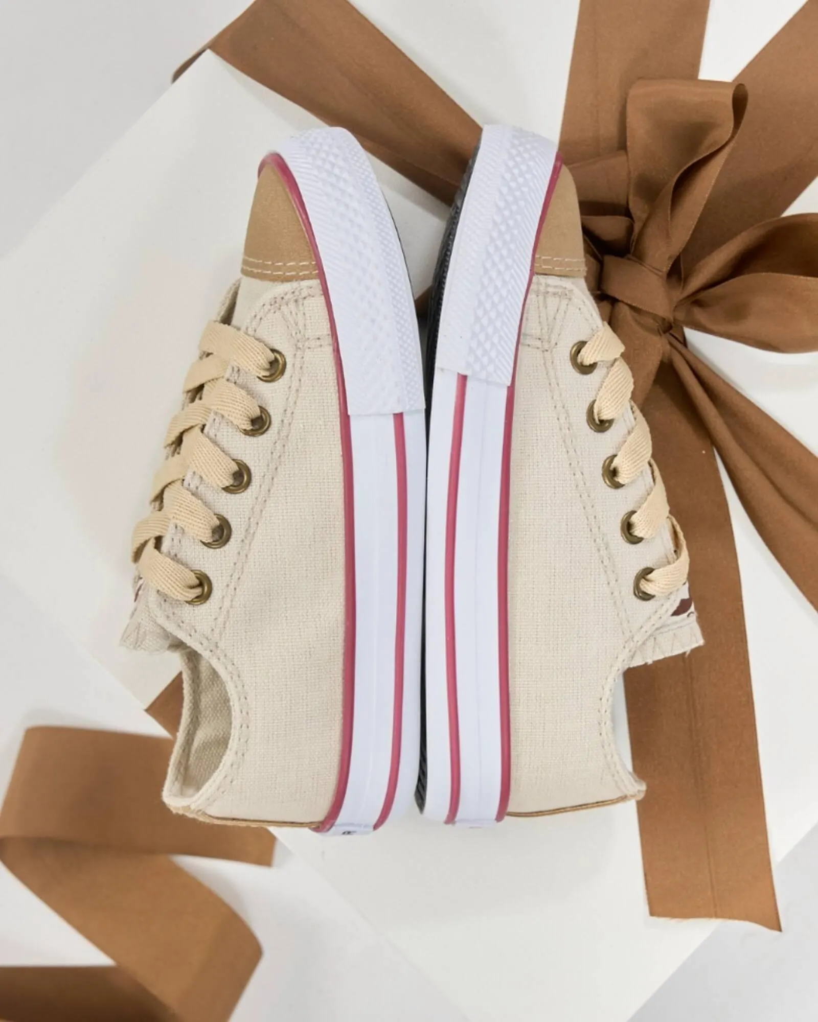 Ofertas de Catálogo Jaguar Shoes 3 de enero al 9 de enero 2026 - Página 1 del catálogo