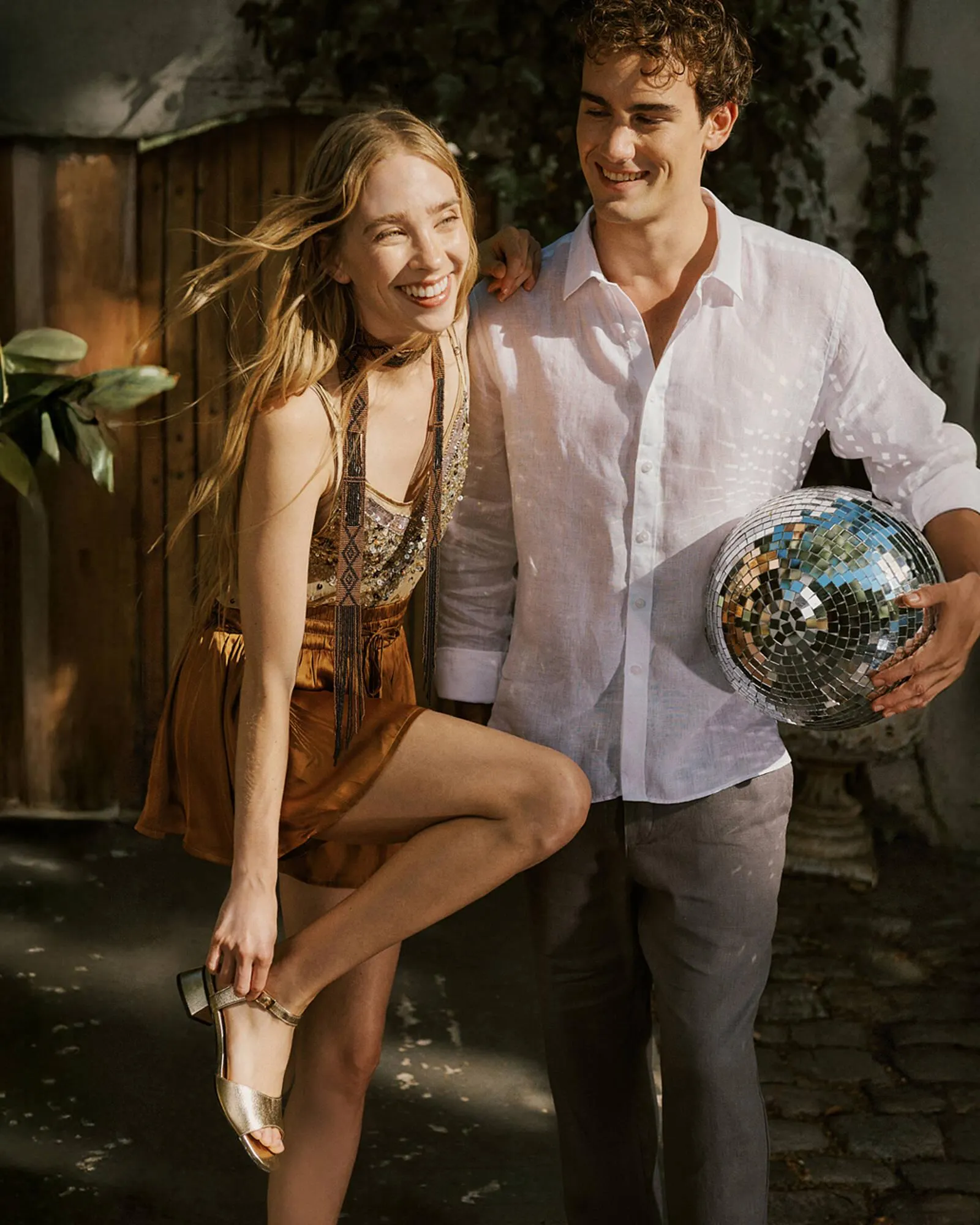 Ofertas de Catálogo Hush Puppies 17 de diciembre al 30 de diciembre 2025 - Página 1 del catálogo