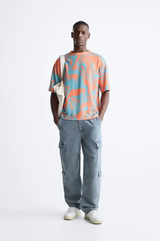 CAMISETA ESTAMPADO ABSTRACTO