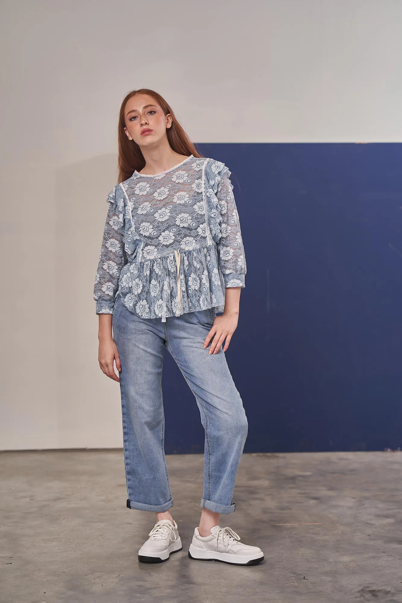 blusa espuma celeste